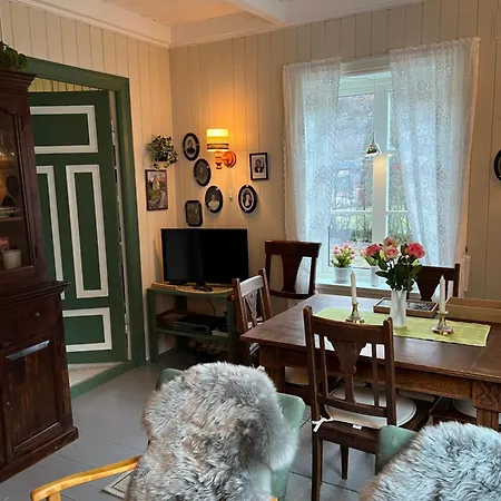 Koselig Feriehus, Birkedaltunet *